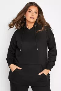 Melna jaka ar kapuci - lielie izmēri sievietēm