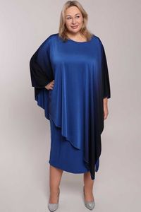 Zila kleita ar asimetrisku apmetni - lielie izmēri sievietēm