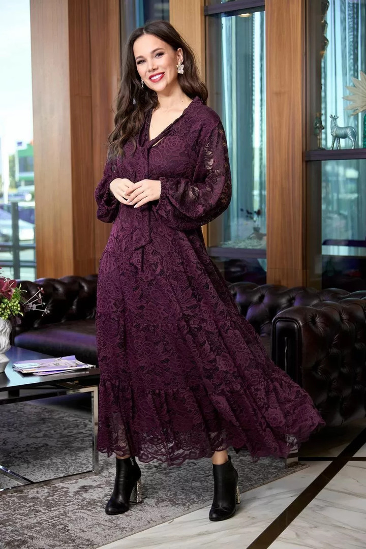 Garā mežģīņu kleita, lielie izmēri i-veikalā jandase.lv