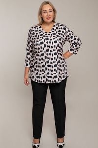 06-054-0010-01 Женская одежда больших размеров