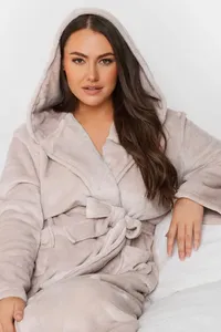 Kods 149233 apģērbi internetā lieliem izmeriem