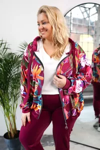 1964-BFIN apģērbi korpulentām dāmām