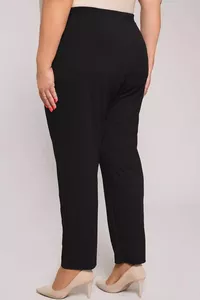 06-001-0028-01 apģērbi korpulentām dāmām