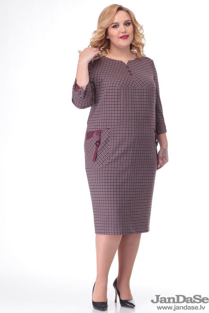Kleita rūtiņrakstā, lielie izmēri i-veikalā jandase.lv