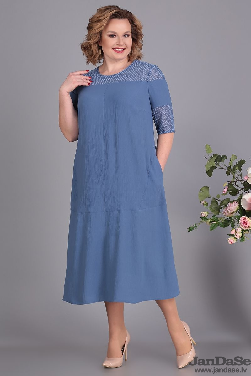 Vienkrāsaina kleita ar kabatām, lielie izmēri i-veikalā jandase.lv