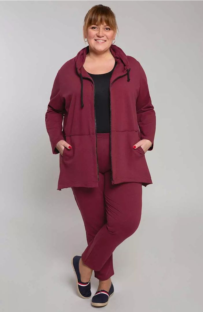 Bordo krāsas treniņtērps, lielie izmēri i-veikalā jandase.lv