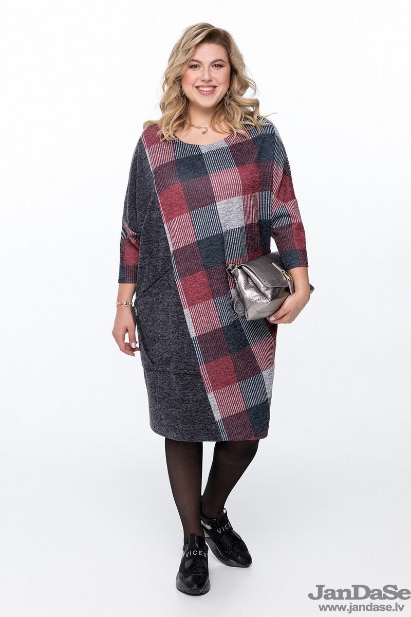 Pelēka kleita ar rūtiņām, lielie izmēri i-veikalā jandase.lv