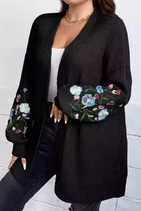 Melna sieviešu jaka ar ziedu rakstu - lielie izmēri sievietēm