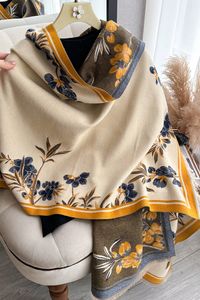 Kods 49910746 apģērbi internetā lieliem izmeriem