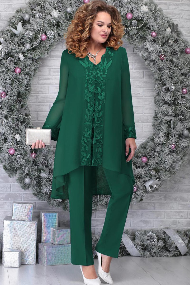 Smaragdzaļš svētku kostīms, lielie izmēri i-veikalā jandase.lv