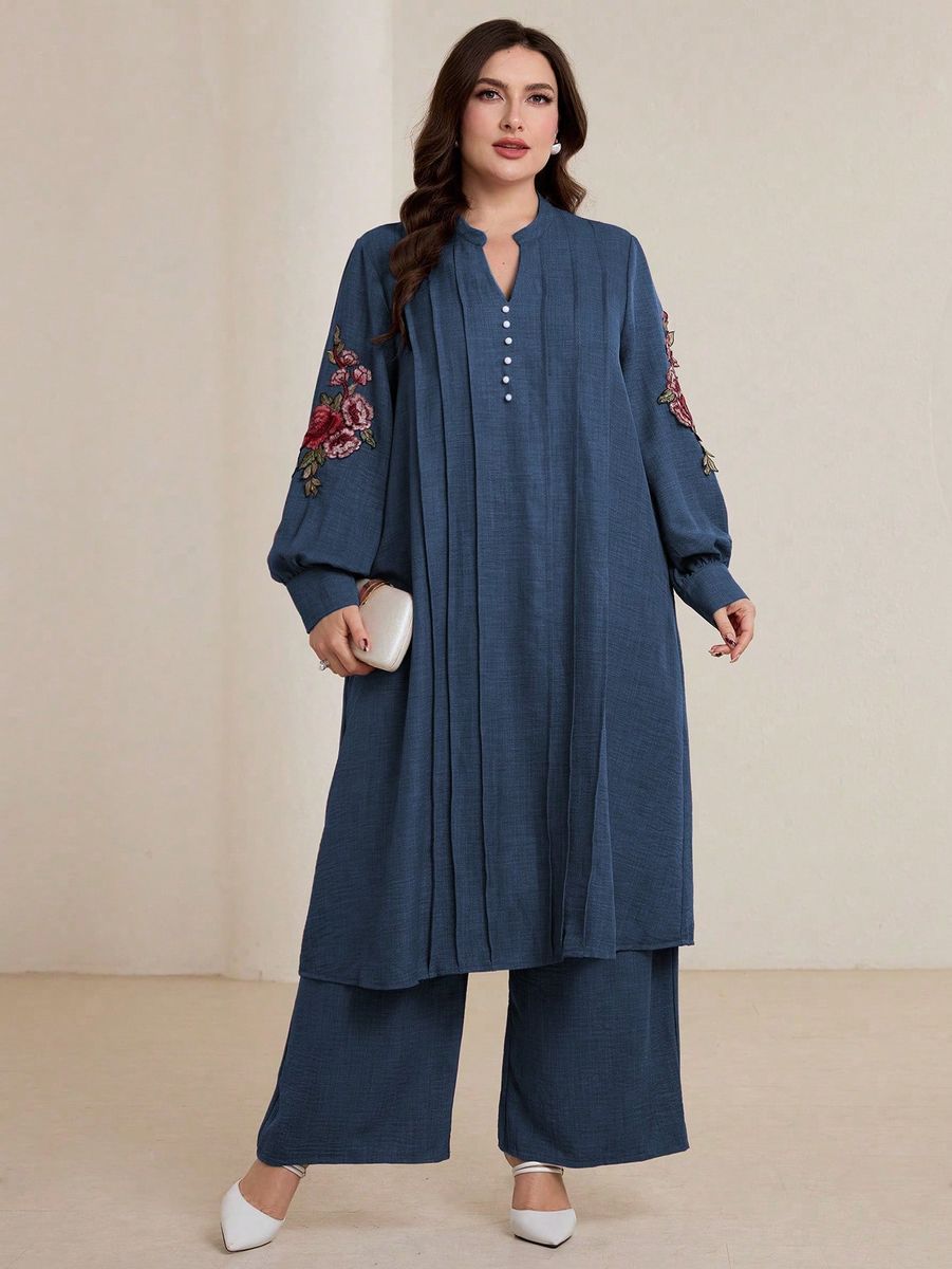 Zils bikškostīms ar aplikāciju, lielie izmēri i-veikalā jandase.lv