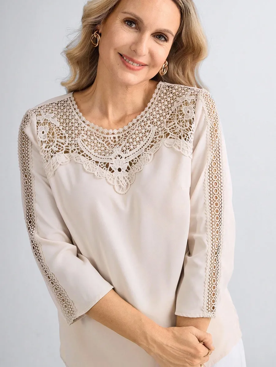 Blūze ar mežģīni, lielie izmēri i-veikalā jandase.lv