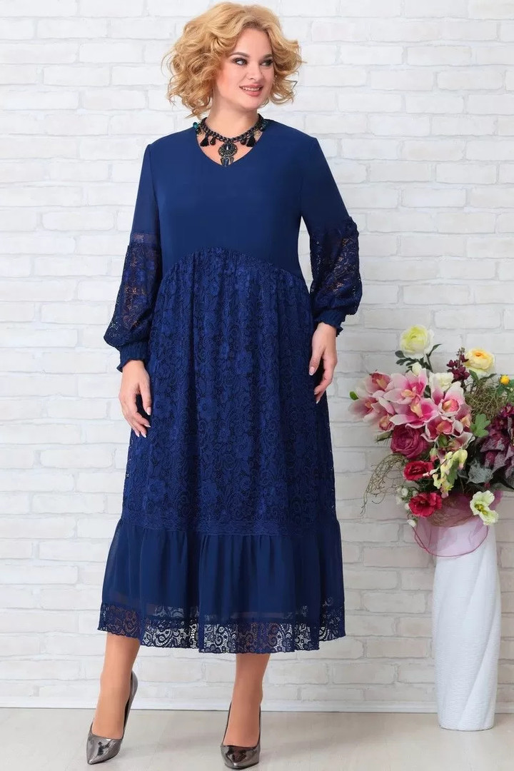 Tumši zila kleita ar mežģīni, lielie izmēri i-veikalā jandase.lv