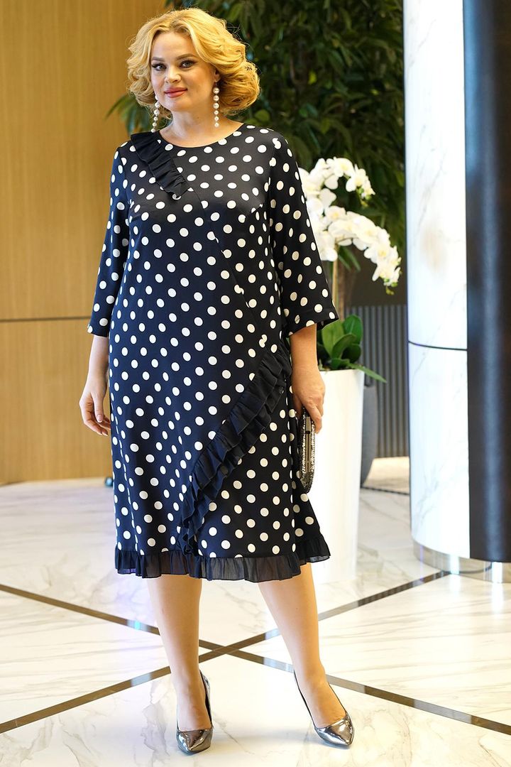 Tumši zila svētku kleita ar baltām pumpiņām, lielie izmēri i-veikalā jandase.lv