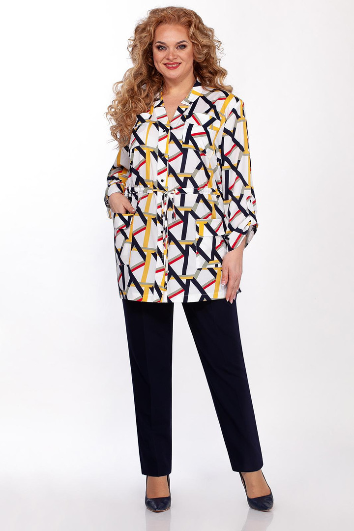 Kostīms ar gaišu blūzi, lielie izmēri i-veikalā jandase.lv