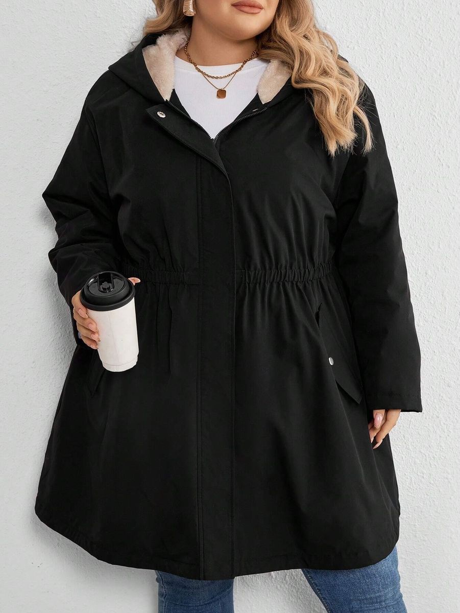 Melna liela izmēra virsjaka ar oderi (DZXX), lielie izmēri i-veikalā jandase.lv