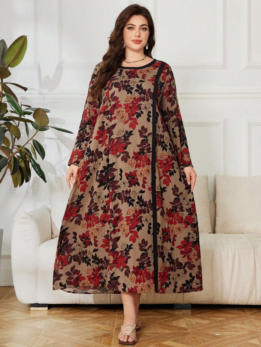 Brūna kleita ar rozītēm, lielie izmēri i-veikalā jandase.lv