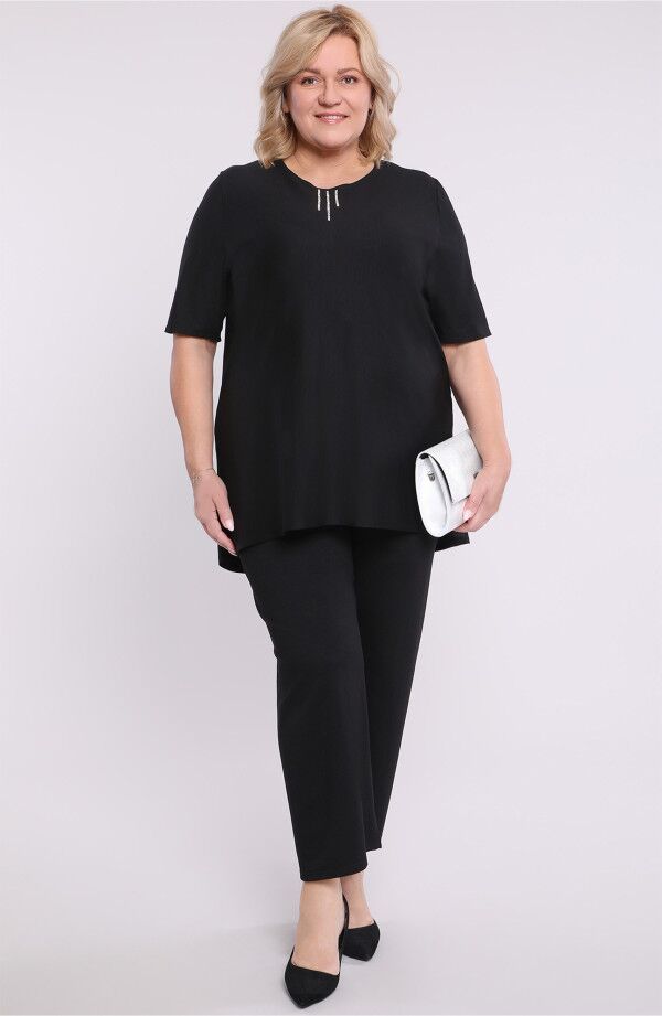 Melns sieviešu bikškostīms ar sudraba rotājumiem, lielie izmēri i-veikalā jandase.lv