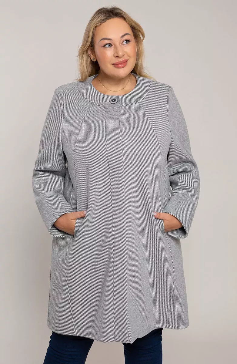 Pelēks elegants pusmētelis ar sīku svītriņu, lielie izmēri i-veikalā jandase.lv