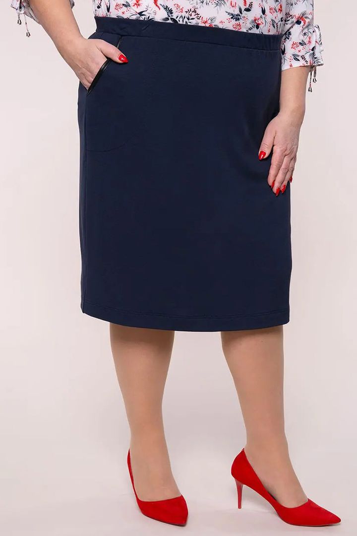 Tumši zili svārki ar kabatām, lielie izmēri i-veikalā jandase.lv