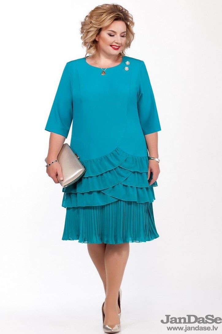 Vienkrāsaina kleita ar volāniņiem, lielie izmēri i-veikalā jandase.lv