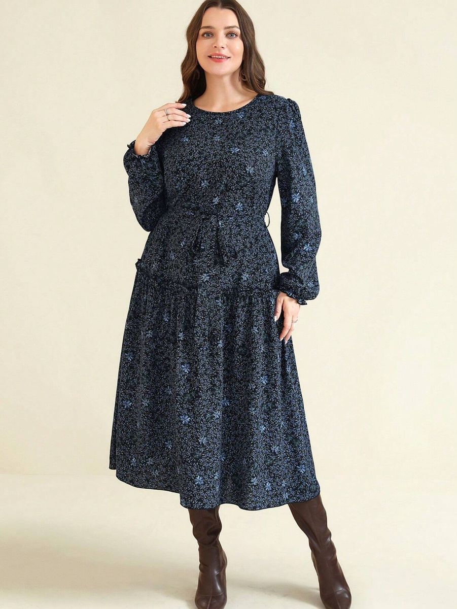 Kleita ar sīku ziedu rakstu, lielie izmēri i-veikalā jandase.lv