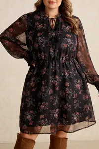 Kods M-238971101 apģērbi internetā lieliem izmeriem