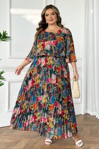 Gofrēta šifona kleita ar ziedu rakstu - lielie izmēri sievietēm