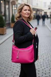 Moderna fuksiju krāsas soma - lielie izmēri sievietēm