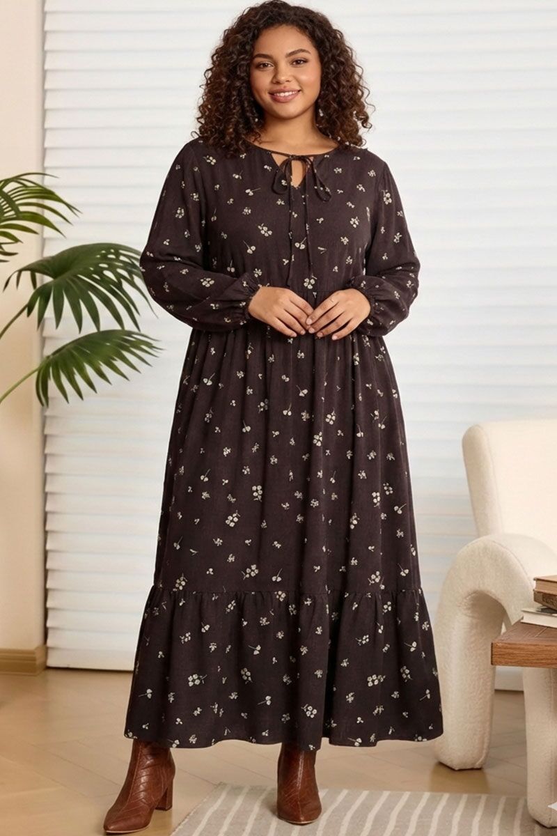 Tumši brūna kleita ar volāniem, lielie izmēri i-veikalā jandase.lv