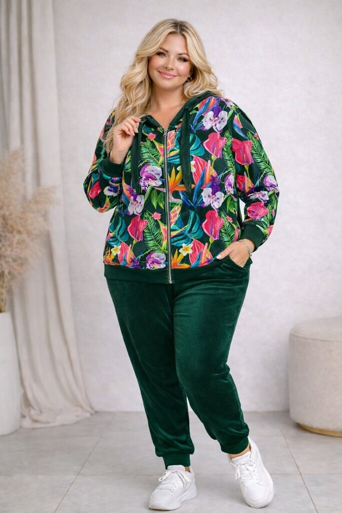 Zaļš brīvā laika kostīms, lielie izmēri i-veikalā jandase.lv