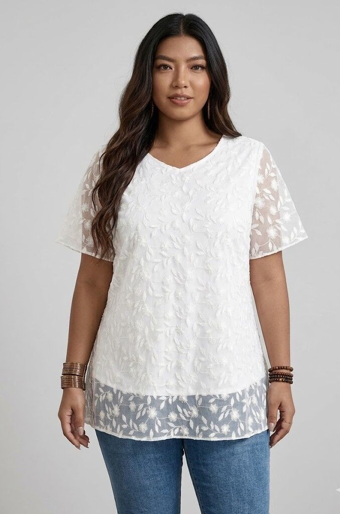 Balta tunika ar ziedu rakstu, lielie izmēri i-veikalā jandase.lv