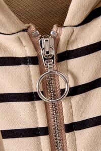 Kods M-307019321 apģērbi internetā lieliem izmeriem