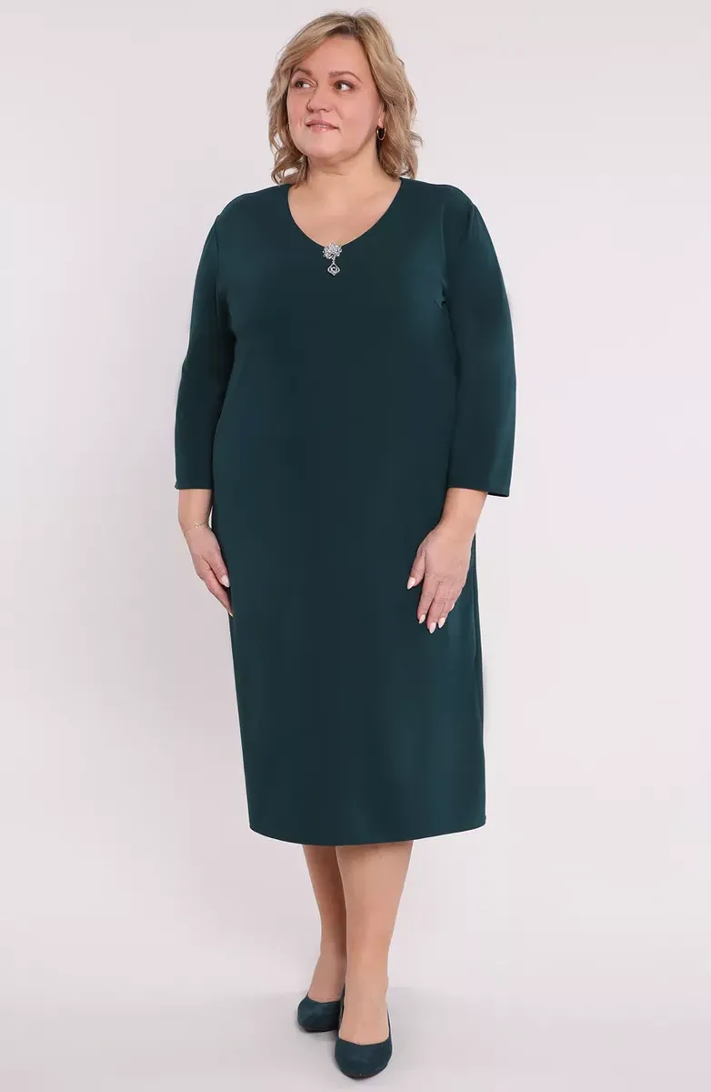 Tumši zaļa kleita ar piespraudi, lielie izmēri i-veikalā jandase.lv