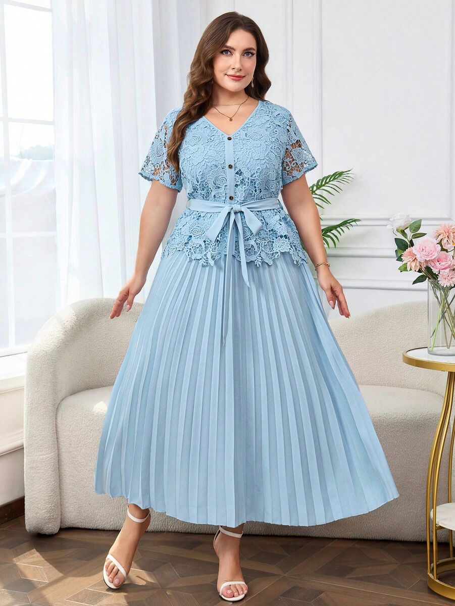 Gaiši zils kostīms, lielie izmēri i-veikalā jandase.lv