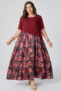 Divdaļīga vasaras kleita - lielie izmēri sievietēm