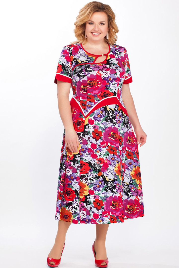 Kleita ar sarkaniem ziediem, lielie izmēri i-veikalā jandase.lv