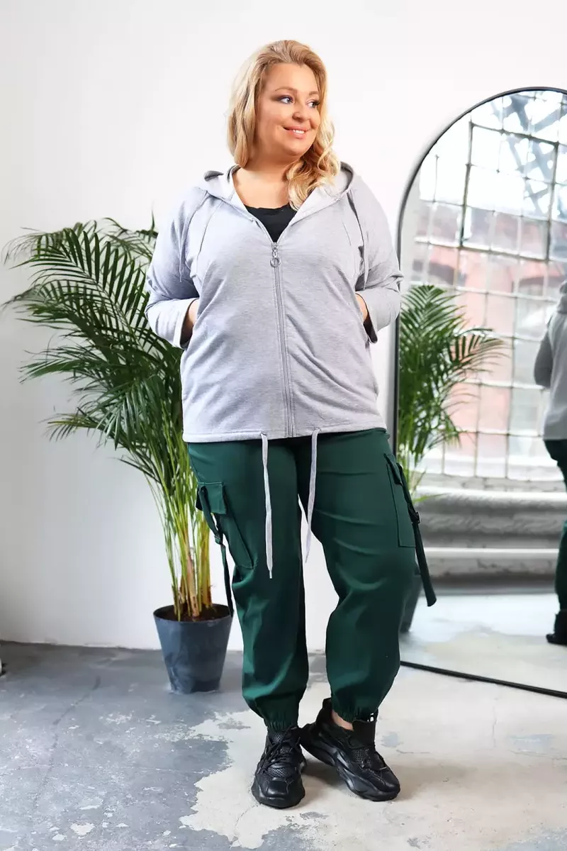 Pelēka sieviešu jaka ar kapuci, lielie izmēri i-veikalā jandase.lv