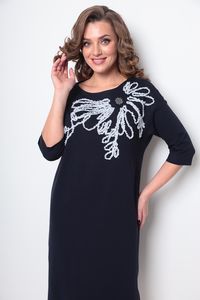 Kods 2076 apģērbi internetā lieliem izmeriem