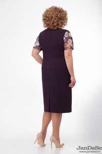 Kods 221B apģērbi internetā lieliem izmeriem