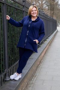 25-076-0002-17 apģērbi korpulentām dāmām