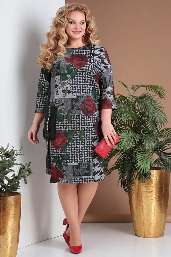 Kleita ar rožu apdruku, lielie izmēri i-veikalā jandase.lv