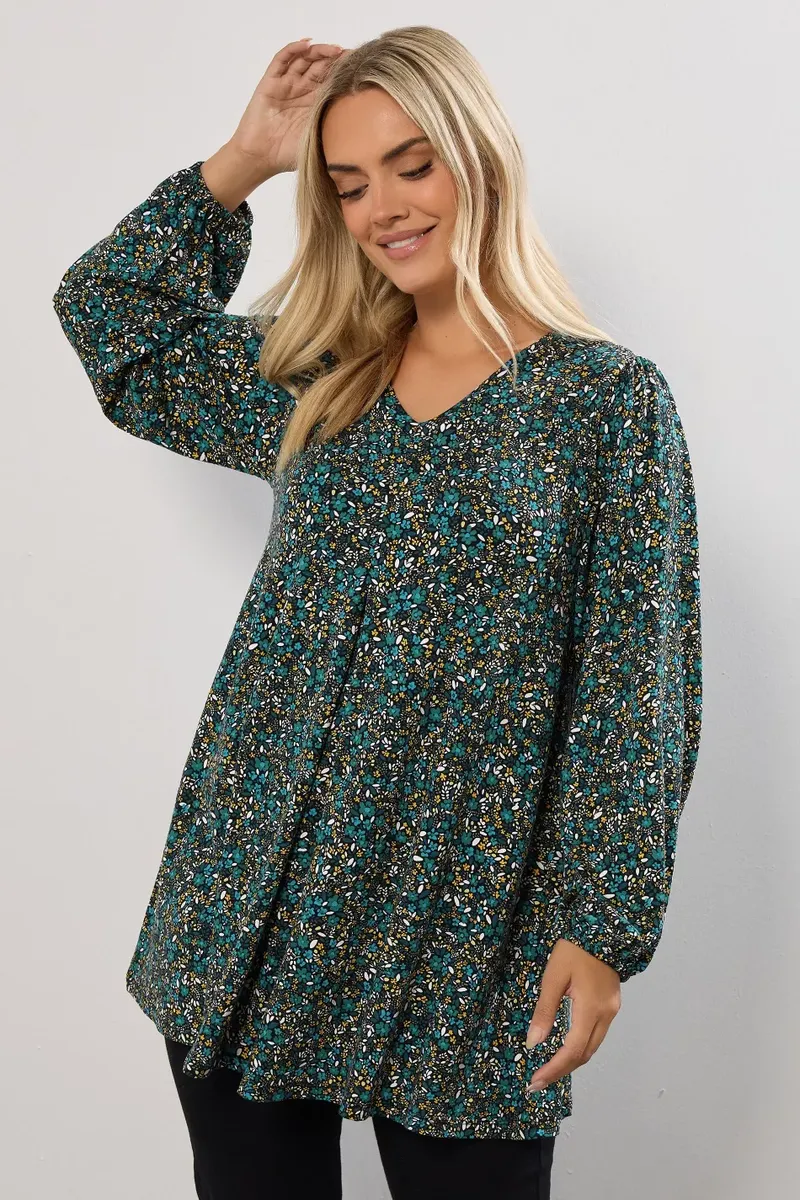 Tunika ar sīkiem ziediņiem, lielie izmēri i-veikalā jandase.lv